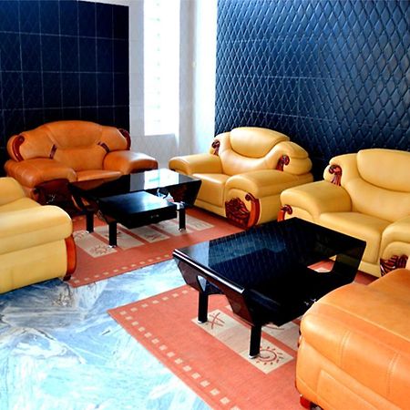 Royal Suites Hotel ヌアクショット エクステリア 写真